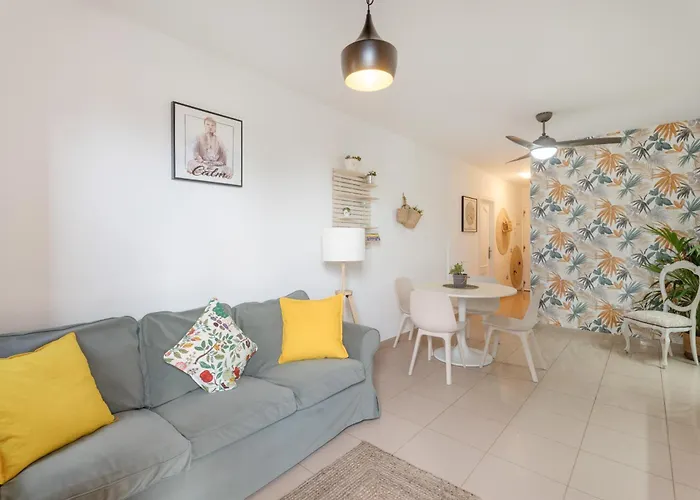 Feel The Sun In Tenerife * Costa Del Silencio