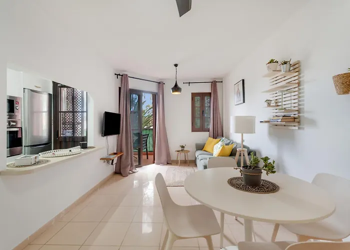 Feel The Sun In Tenerife Costa Del Silencio