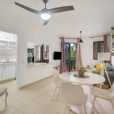 Feel The Sun In Tenerife Apartament *